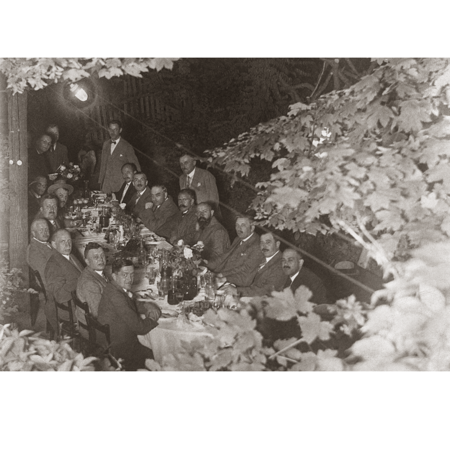 Informális találkozó Zsitvay Tibor miniszterrel a budai Kappel vendéglőben