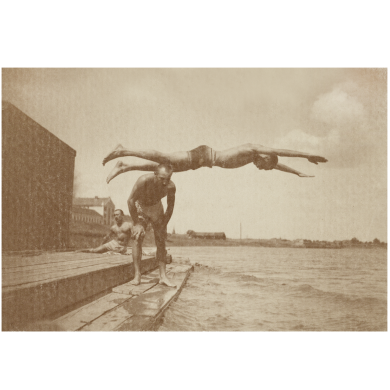 Nyári fürdőzés a Maros partján (Fekete László Csedly György iskolatársával)